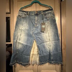 Frye NWT short/mid jean skirt size 29 & 31